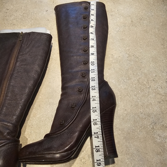Frye woman boots sz 7 - Picture 8 of 9